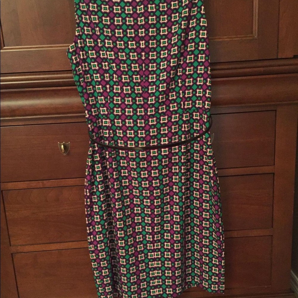 Dress - Picture 2 of 4